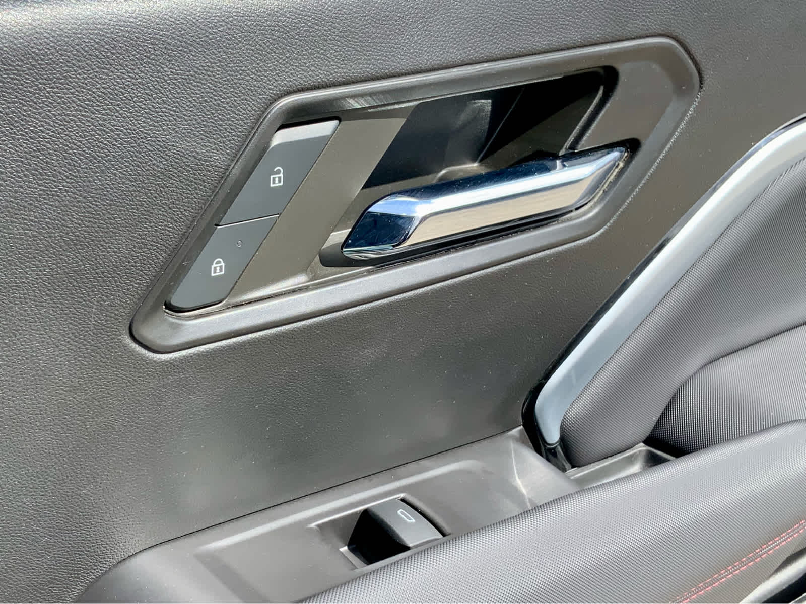 2024 Chevrolet Colorado Z71 - Photo 50