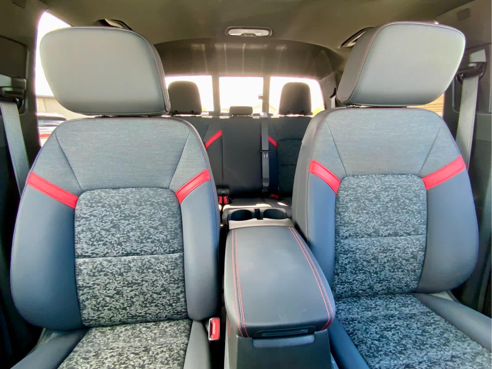 2024 Chevrolet Colorado Z71 - Photo 30