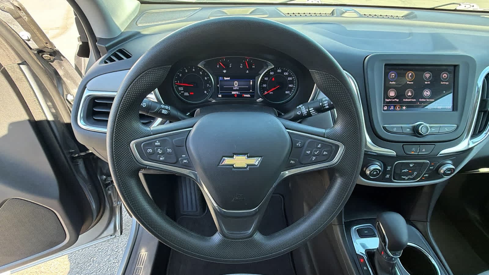 2023 Chevrolet Equinox LS - Photo 18