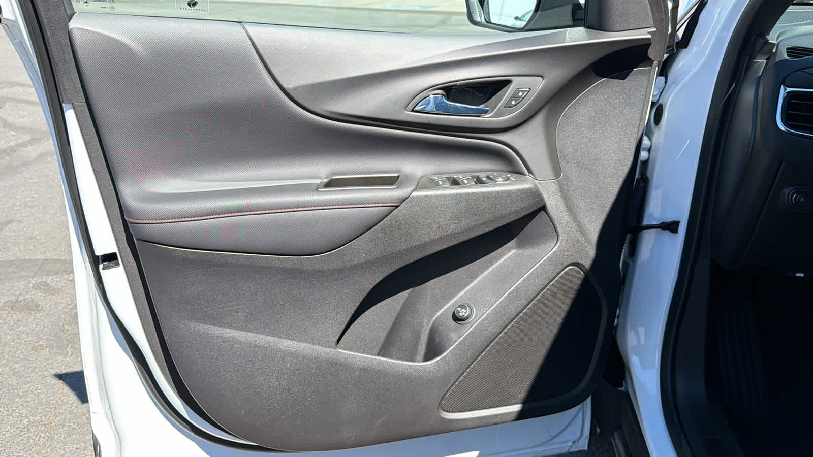2024 Chevrolet Equinox RS - Photo 23