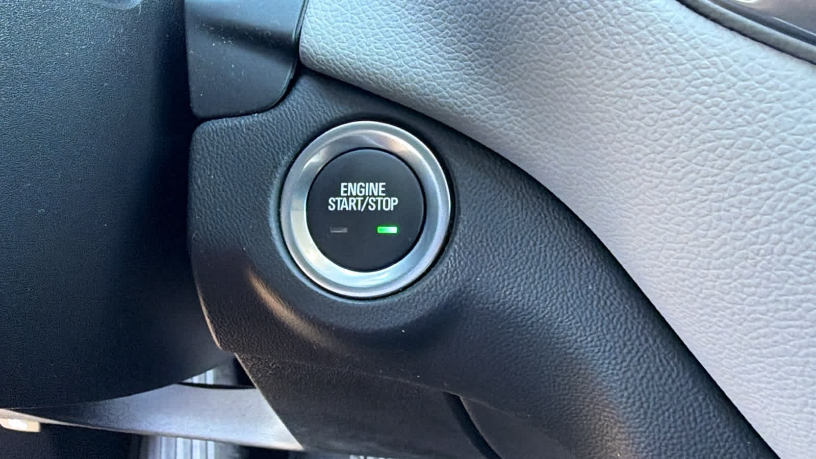 2023 Chevrolet Equinox LS - Photo 17