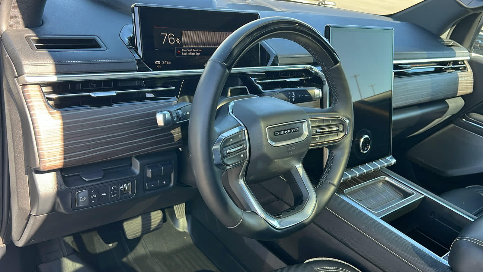 2024 GMC Sierra EV Denali - Photo 10