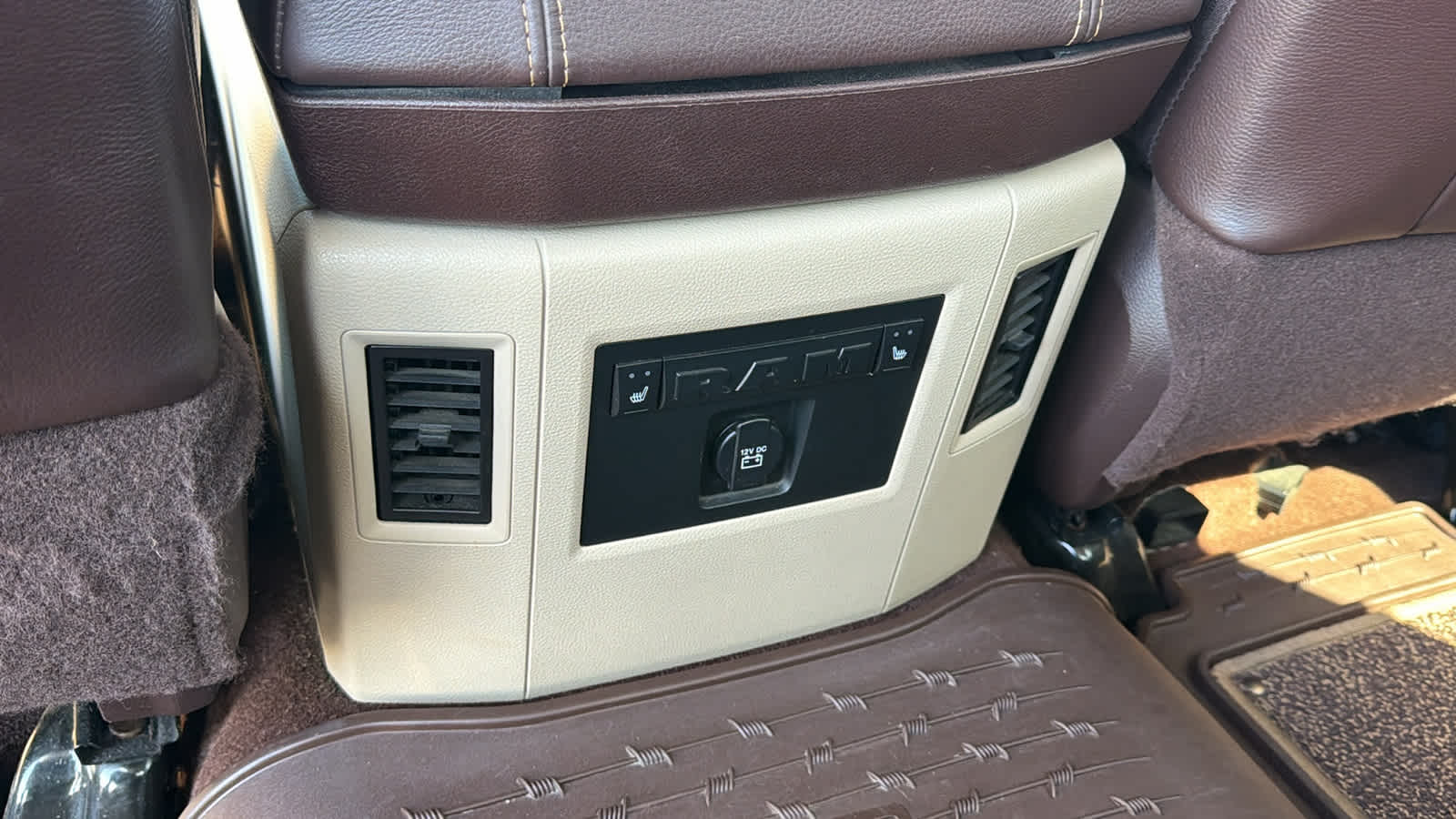 2017 RAM Ram 1500 Pickup Laramie Longhorn - Photo 23