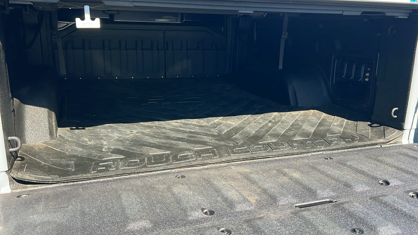 2024 GMC Sierra EV Denali - Photo 26
