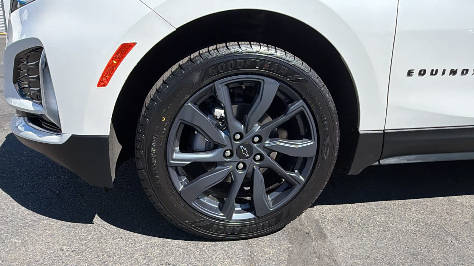 2024 Chevrolet Equinox RS - Photo 9