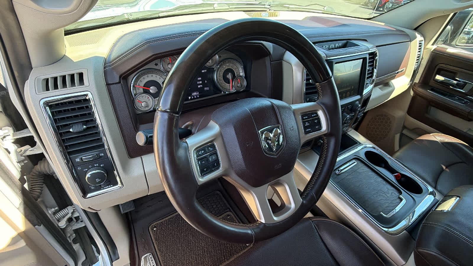 2017 RAM Ram 1500 Pickup Laramie Longhorn - Photo 9