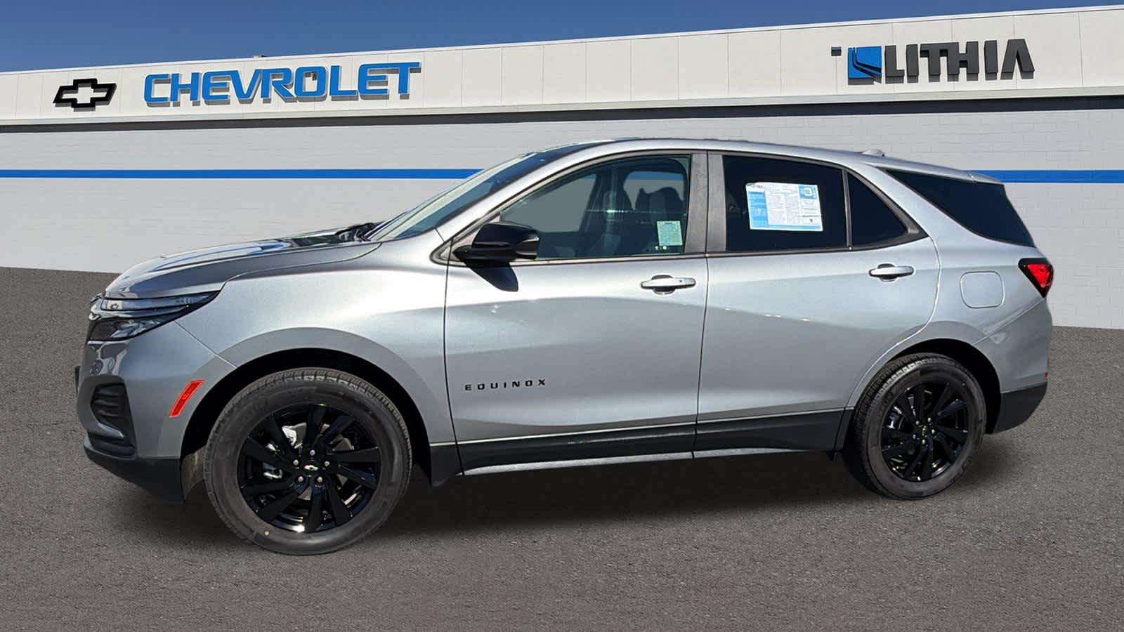 2023 Chevrolet Equinox LS - Photo 8