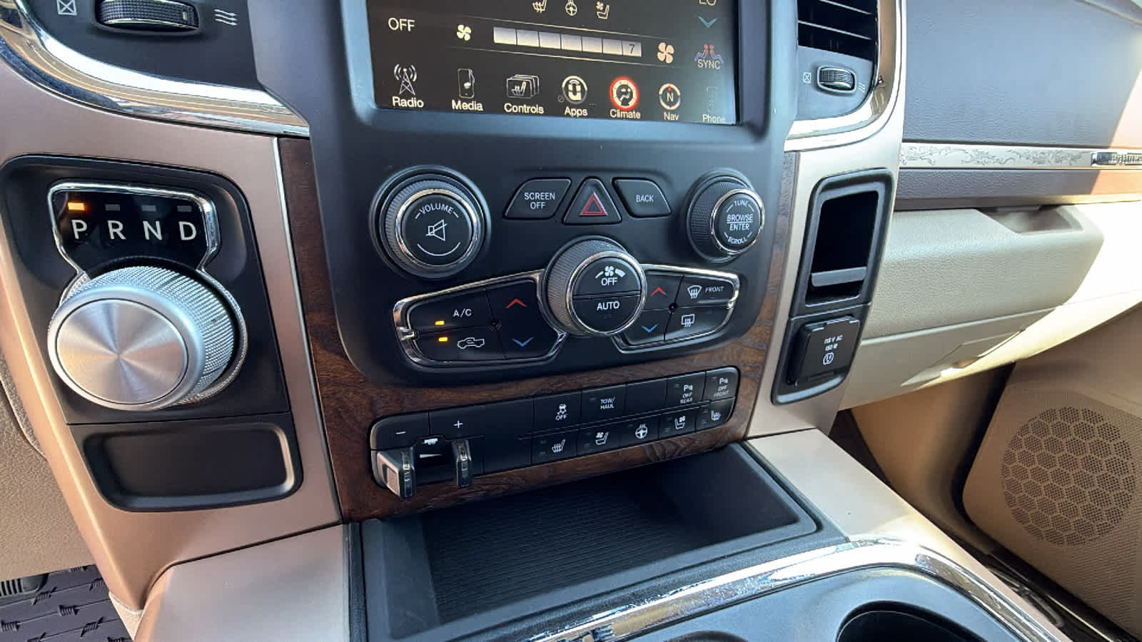 2017 RAM Ram 1500 Pickup Laramie Longhorn - Photo 12