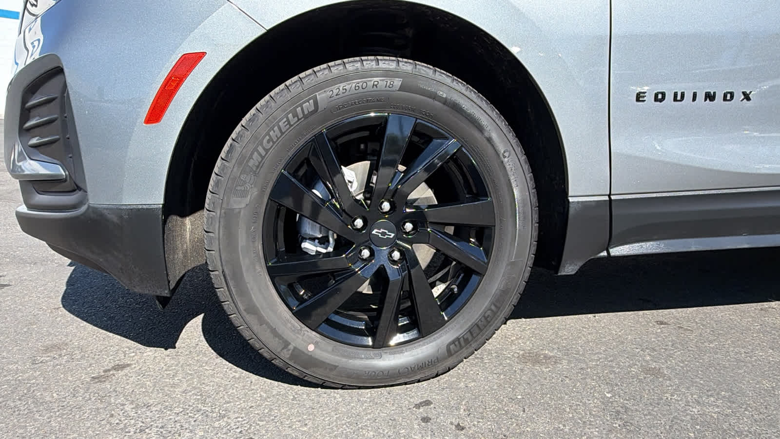 2023 Chevrolet Equinox LS - Photo 9