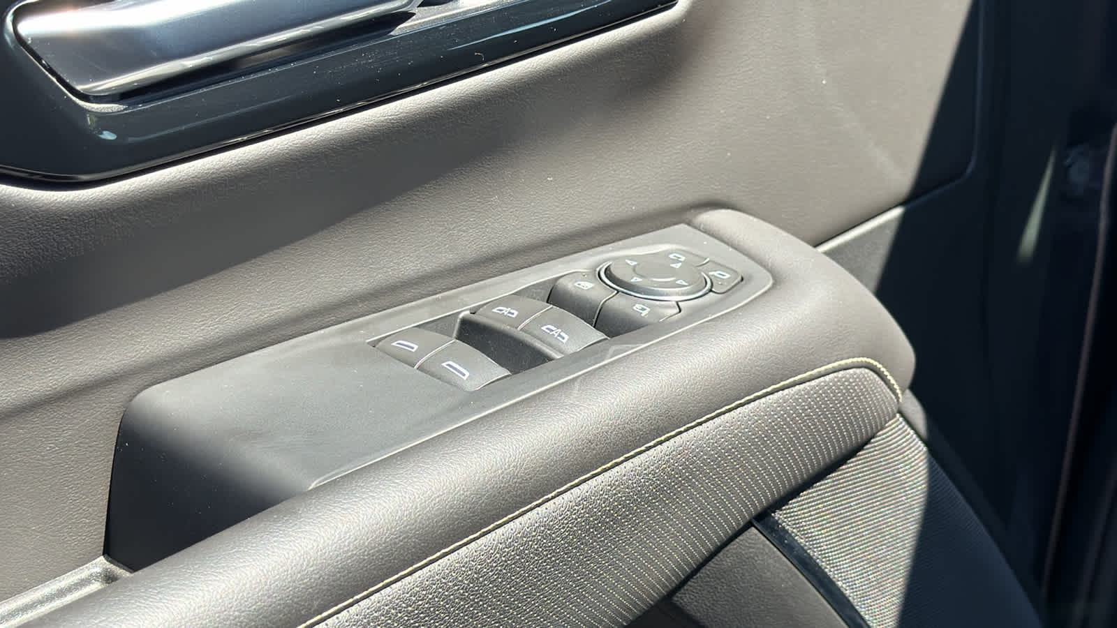 2026 Chevrolet Tahoe Premier - Photo 22