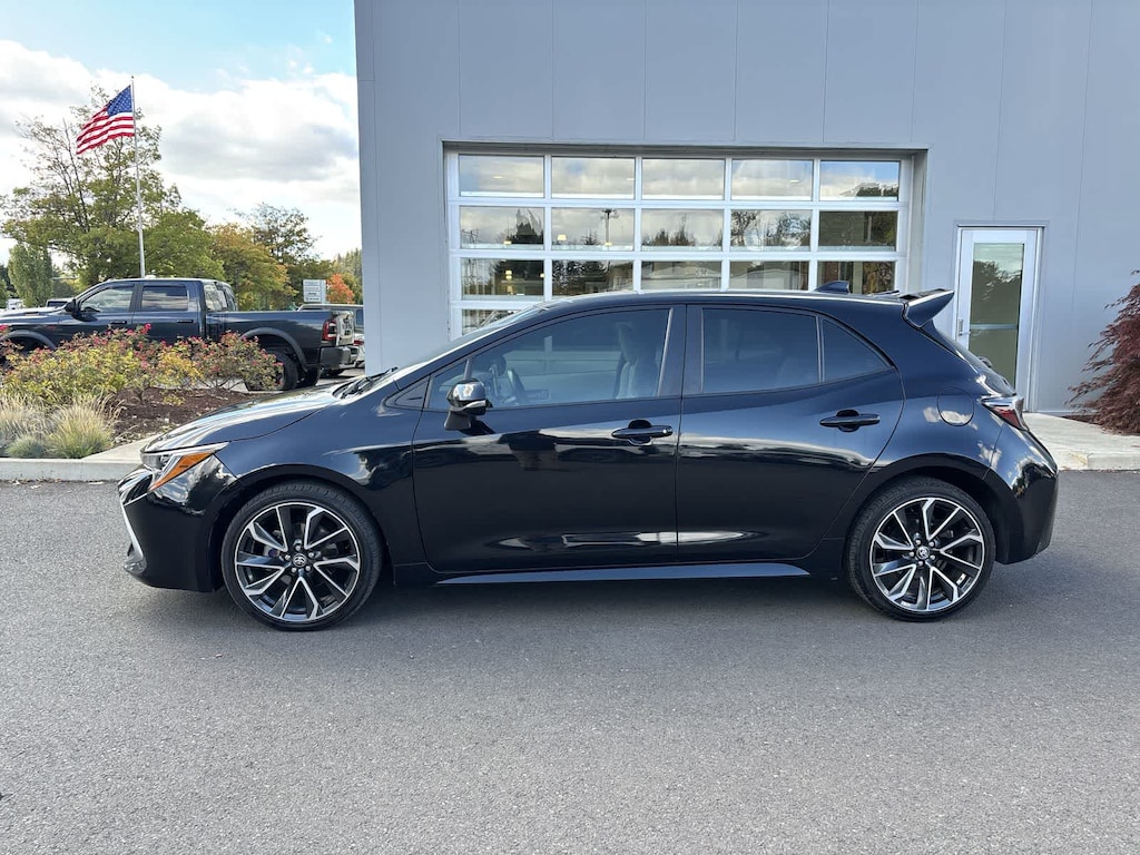 Used 2020 Toyota Corolla Hatchback XSE Hatchback