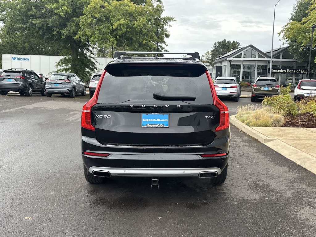 Used 2020 Volvo XC90 T6 Momentum 7 Passenger SUV