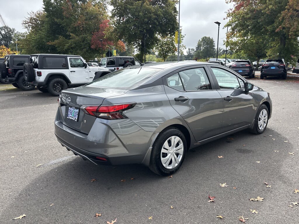 Used 2025 Nissan Versa 1.6 S Sedan