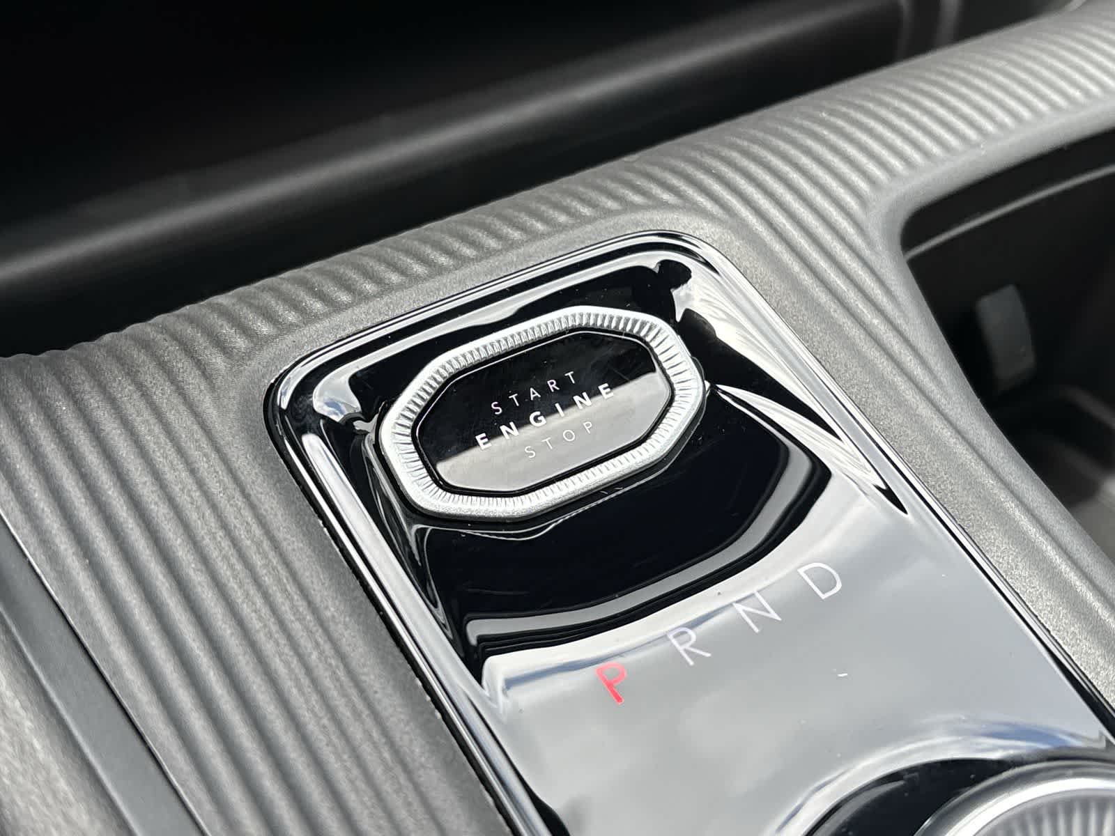 2026 Jeep Cherokee Overland - Photo 24