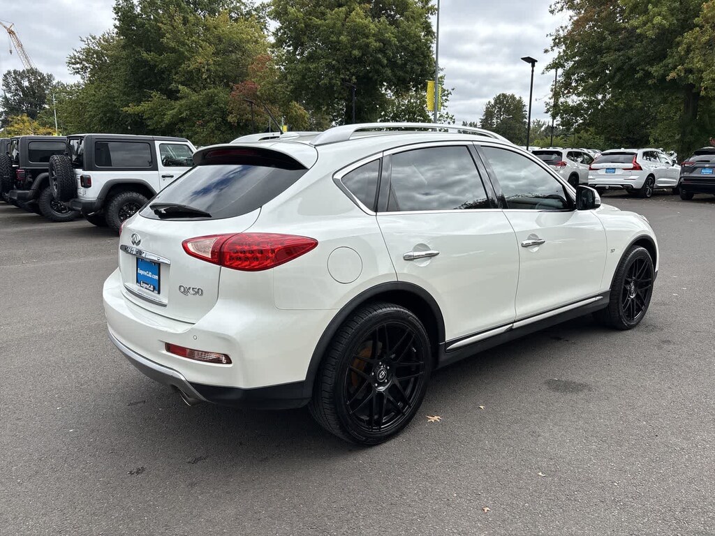 Used 2017 INFINITI QX50 SUV