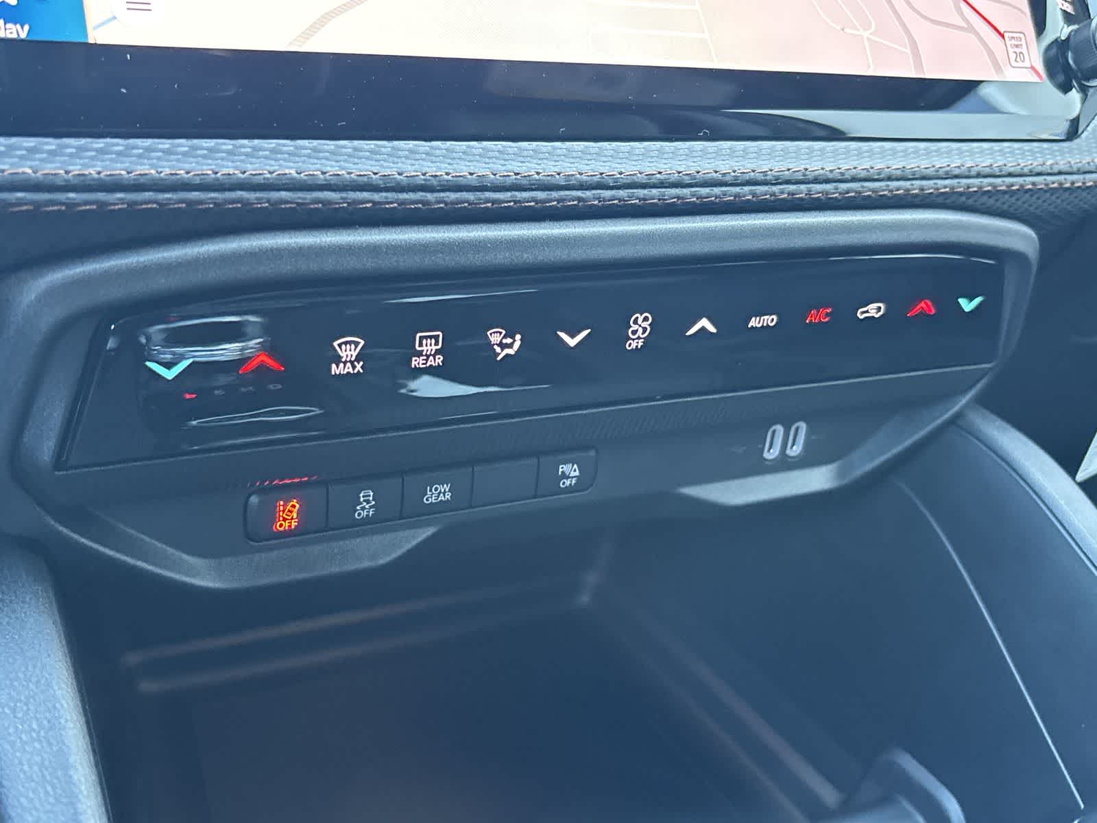 2026 Jeep Cherokee Overland - Photo 24