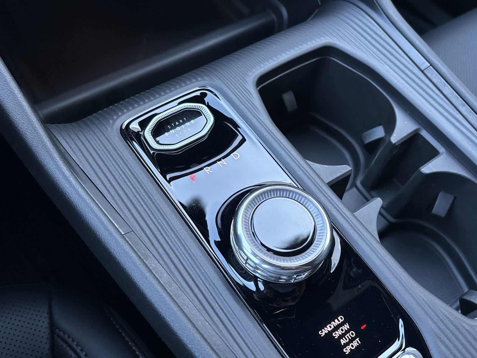2026 Jeep Cherokee Overland - Photo 26
