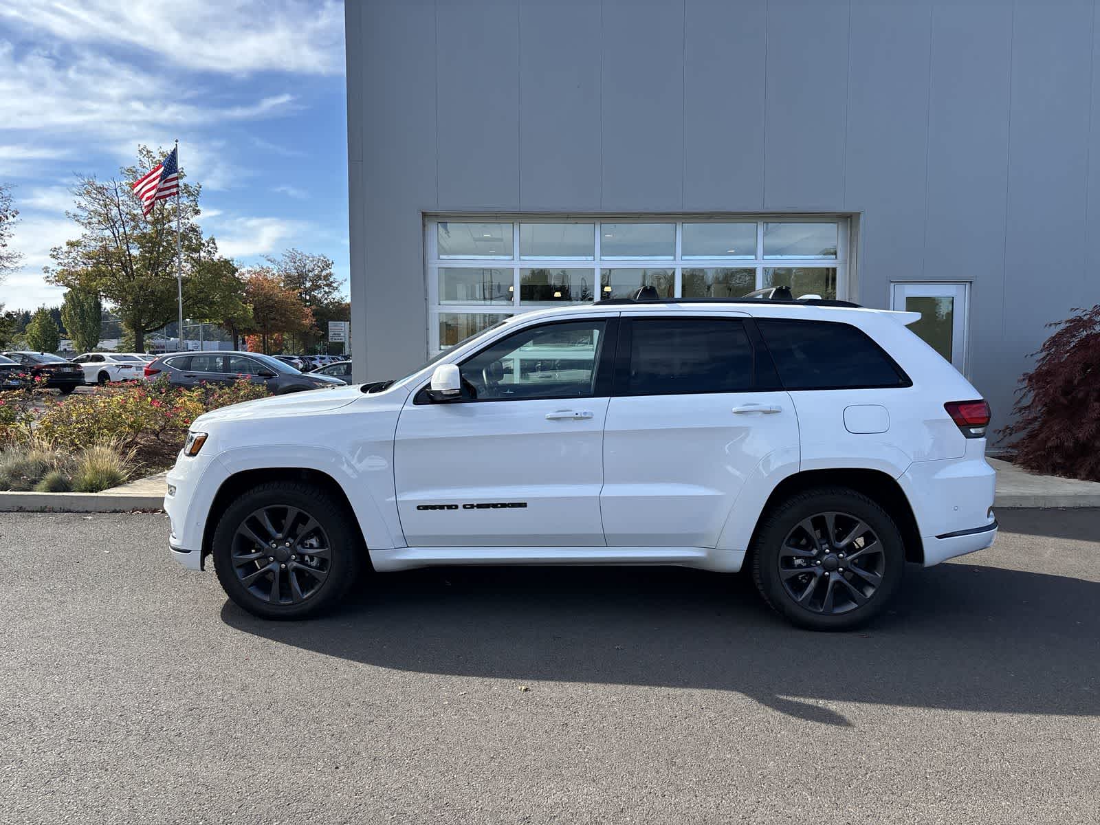 Used 2019 Jeep Grand Cherokee Overland SUV