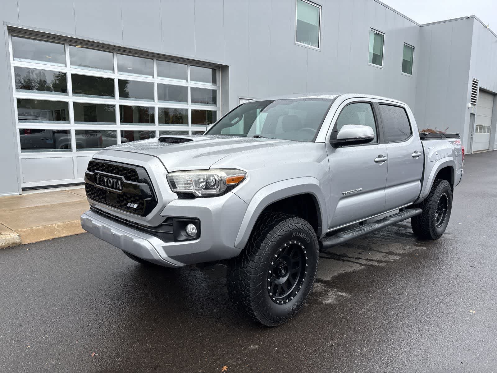  Toyota Tacoma
