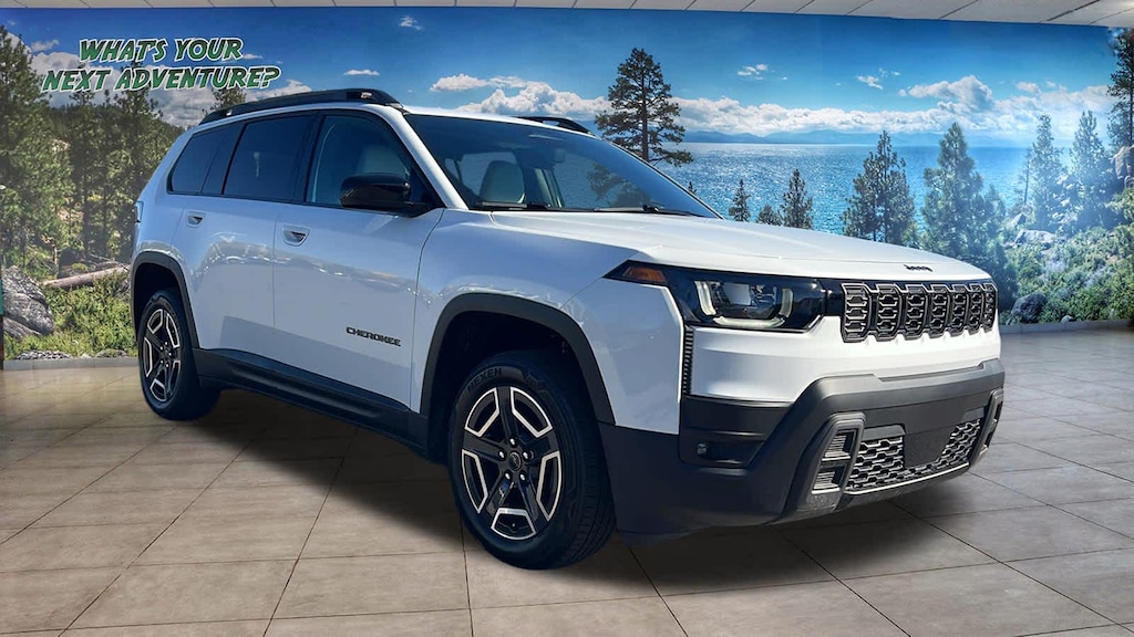 New 2026 Jeep Cherokee Laredo Sport Utility