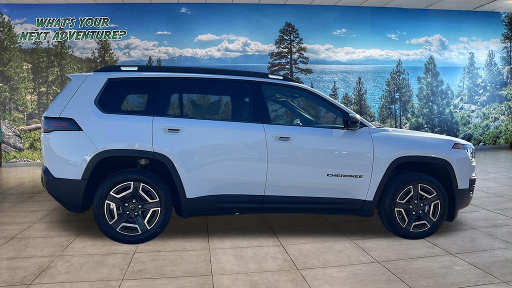 New 2026 Jeep Cherokee Laredo Sport Utility