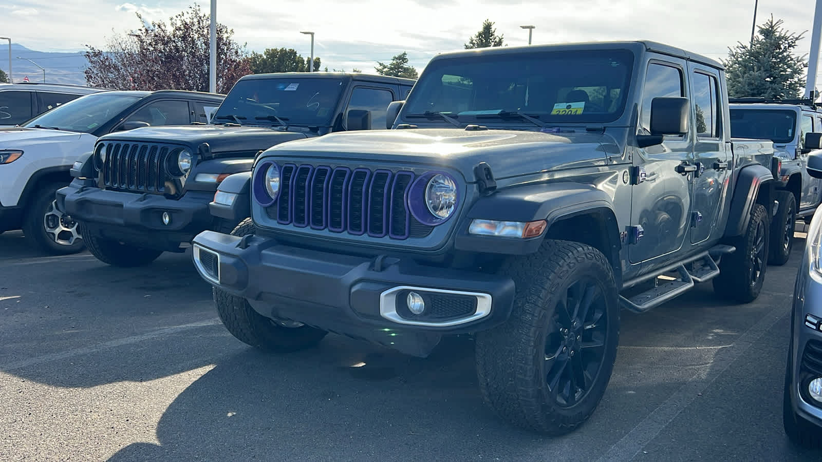 2024 Jeep Gladiator