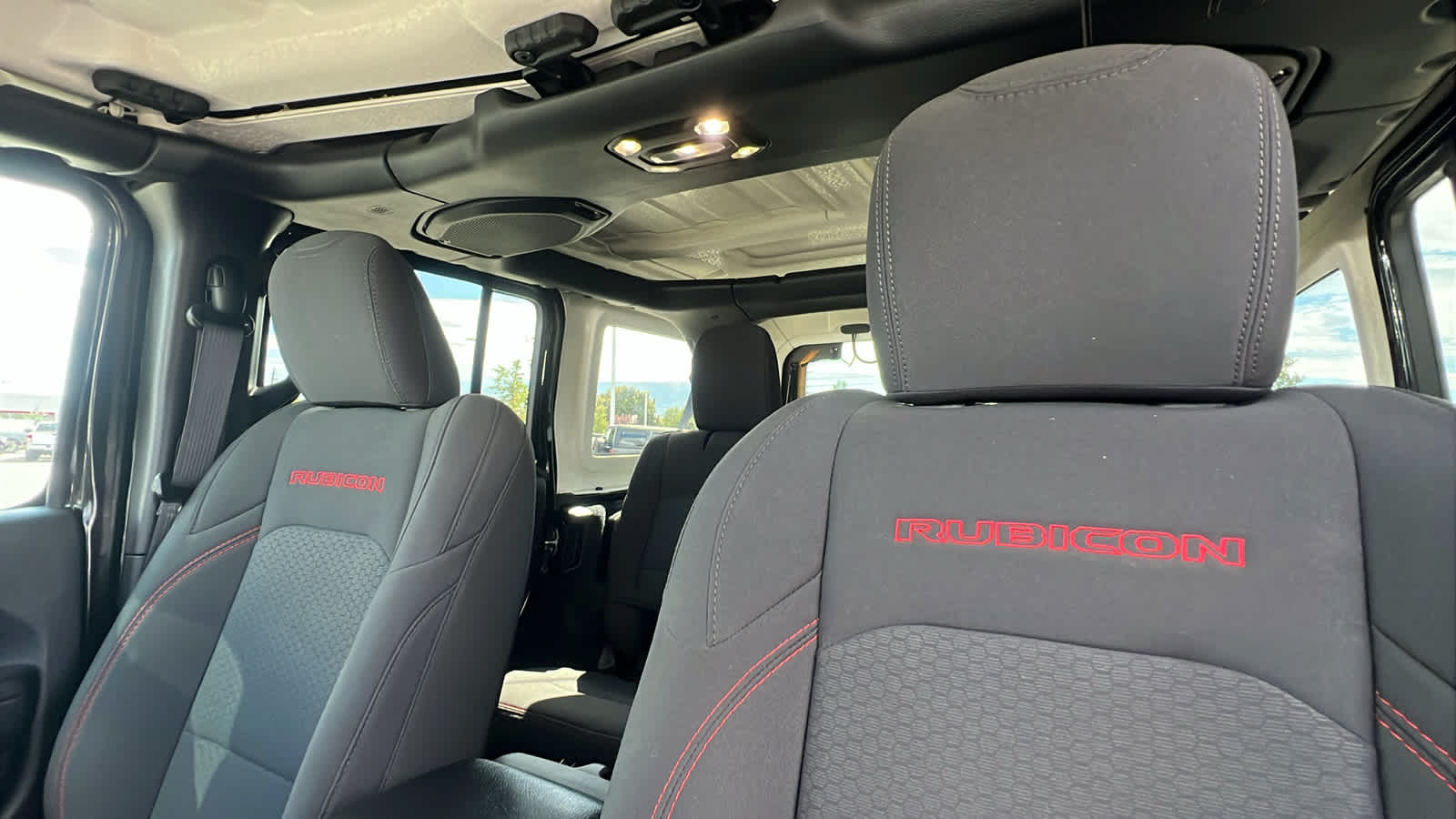 2022 Jeep Wrangler Unlimited Rubicon - Photo 11