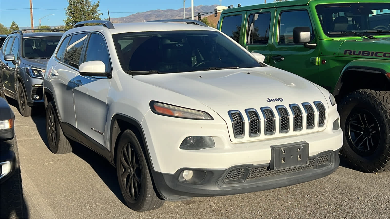 Used 2016 Jeep Cherokee Latitude SUV
