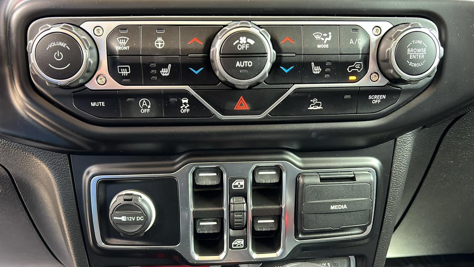 2022 Jeep Wrangler Unlimited Rubicon - Photo 14