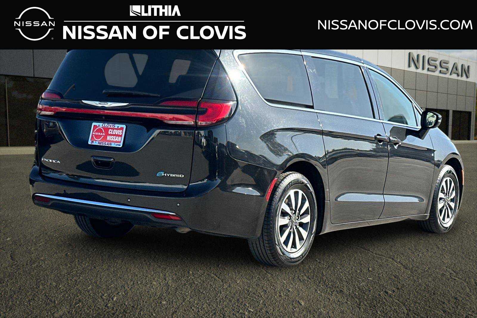 2023 Chrysler Pacifica Hybrid