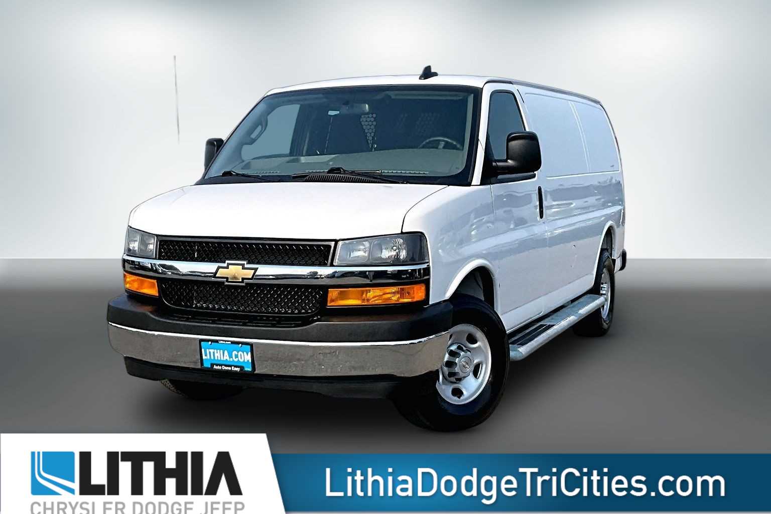 2025 Chevrolet Express Cargo