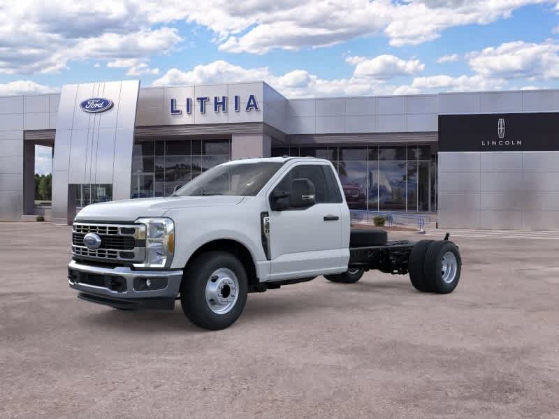 2026 Ford F-350 Super Duty Chassis Cab XL