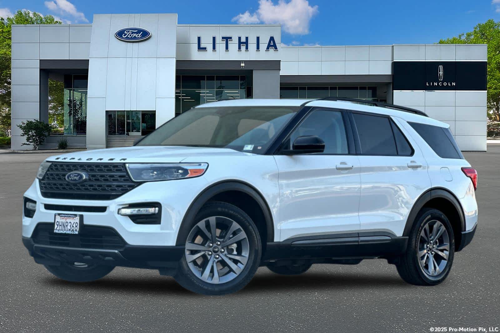 2023 Ford Explorer SUV 
