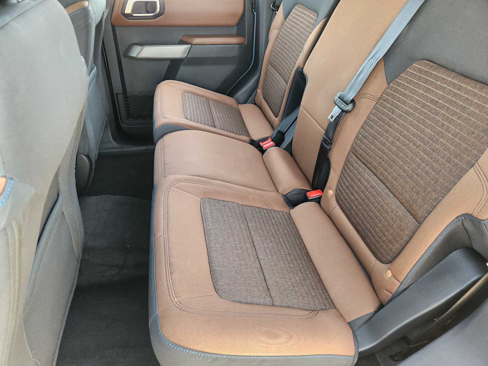 2023 Ford Bronco 4-Door Outer Banks - Photo 13