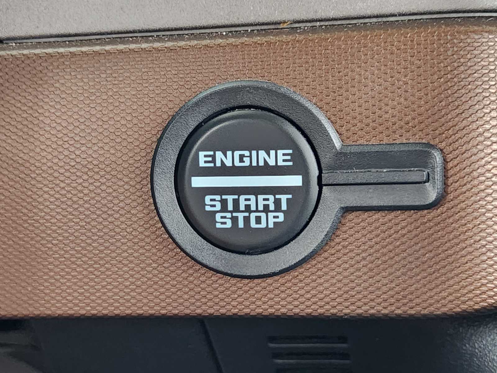 2023 Ford Bronco 4-Door Outer Banks - Photo 28