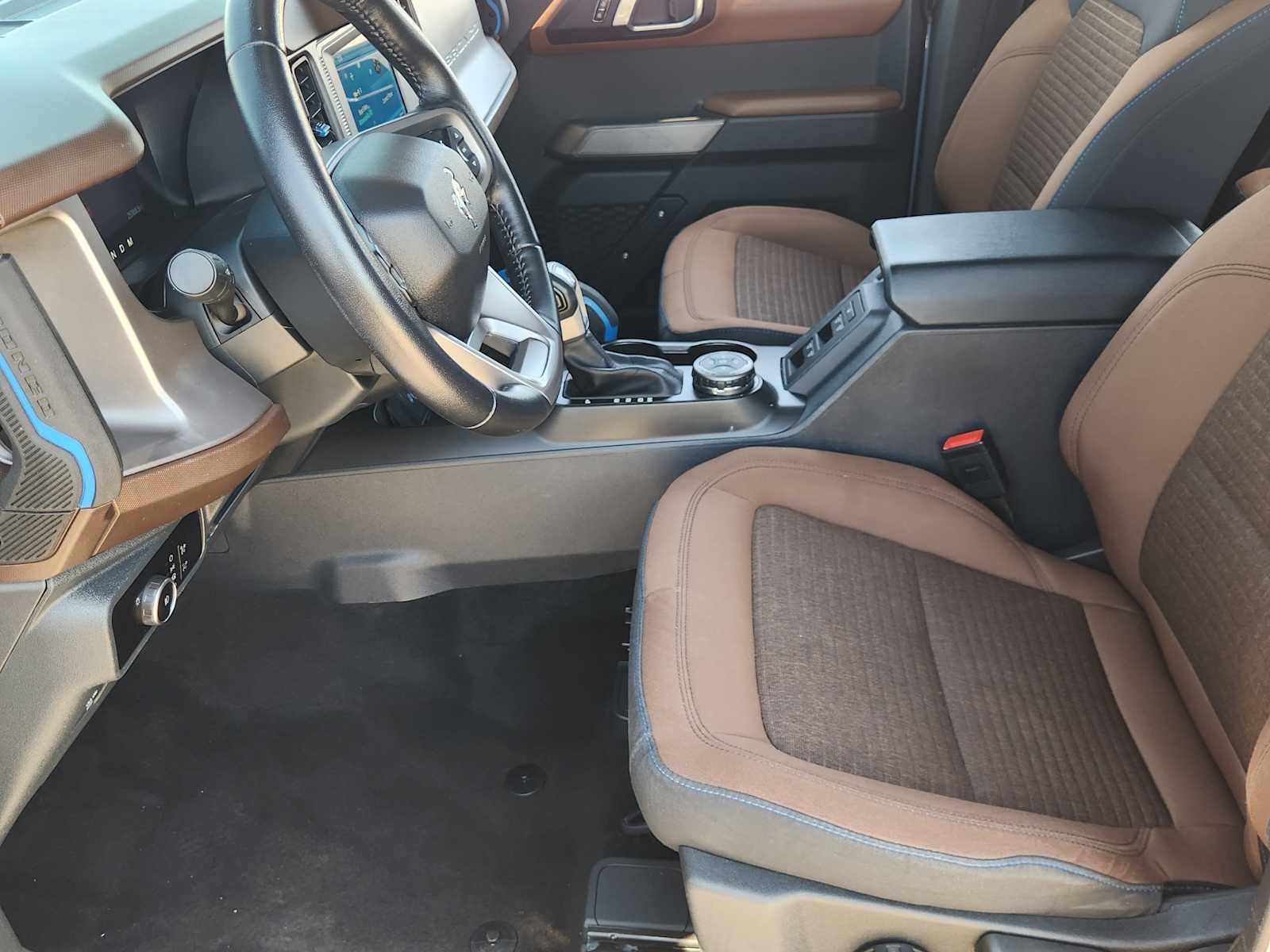 2023 Ford Bronco 4-Door Outer Banks - Photo 11