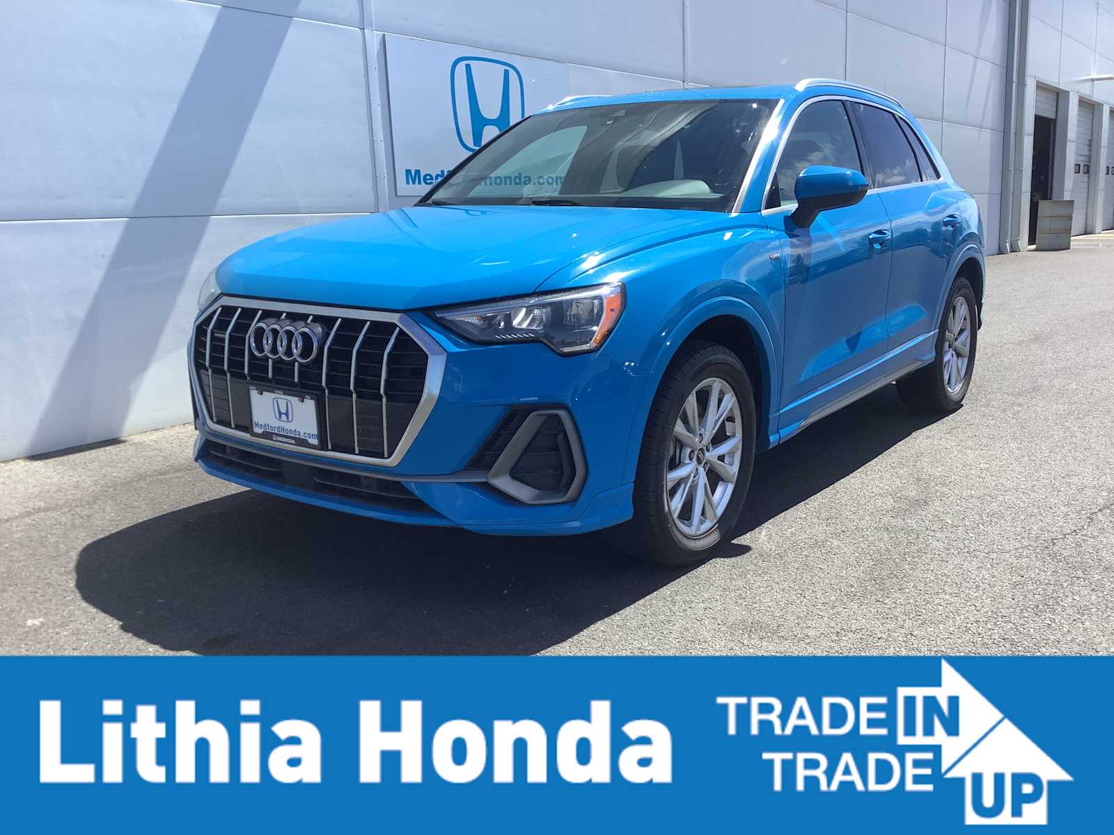2022 Audi Q3