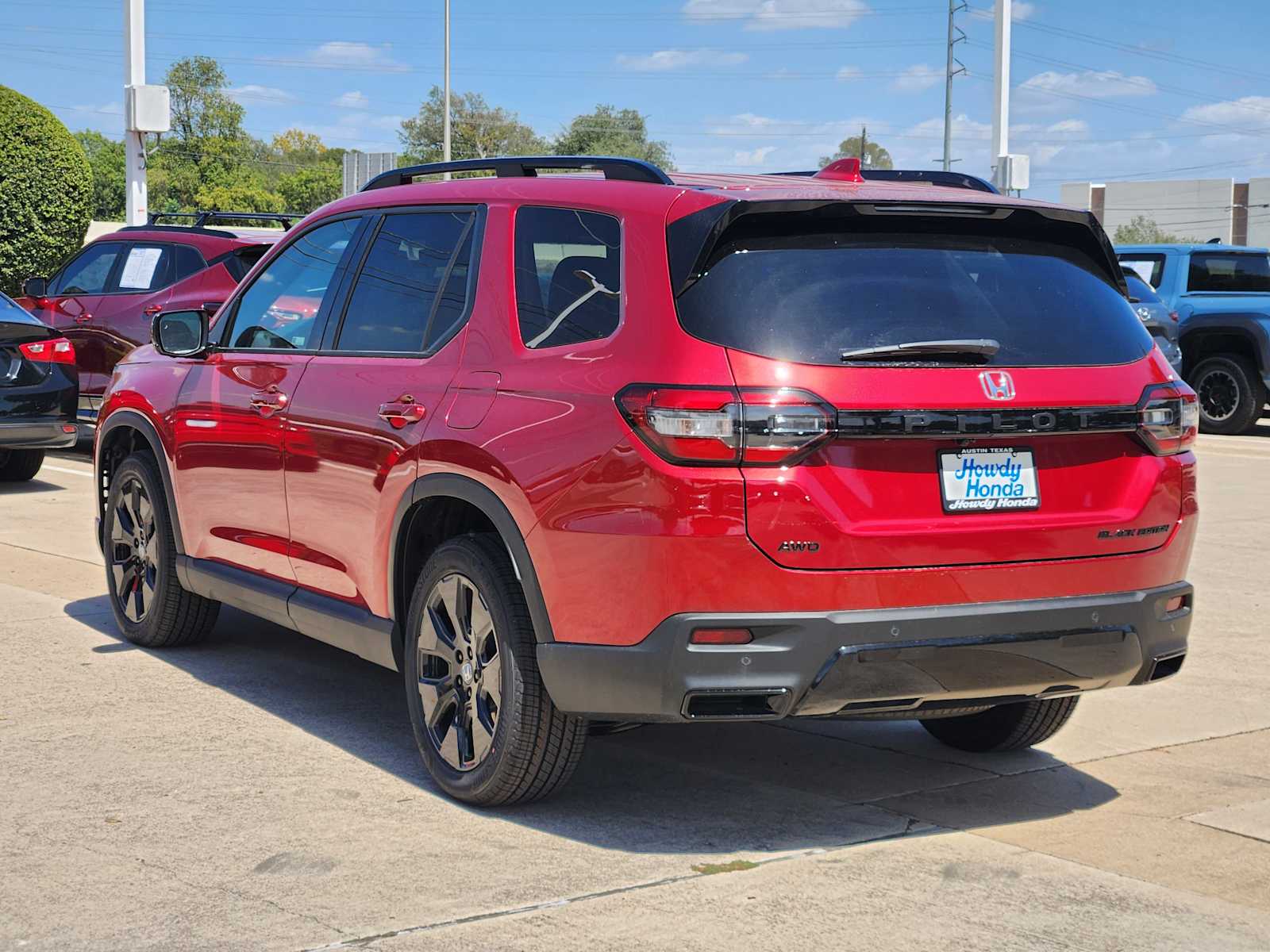 2026 Honda Pilot Black Edition SUV, photo 3