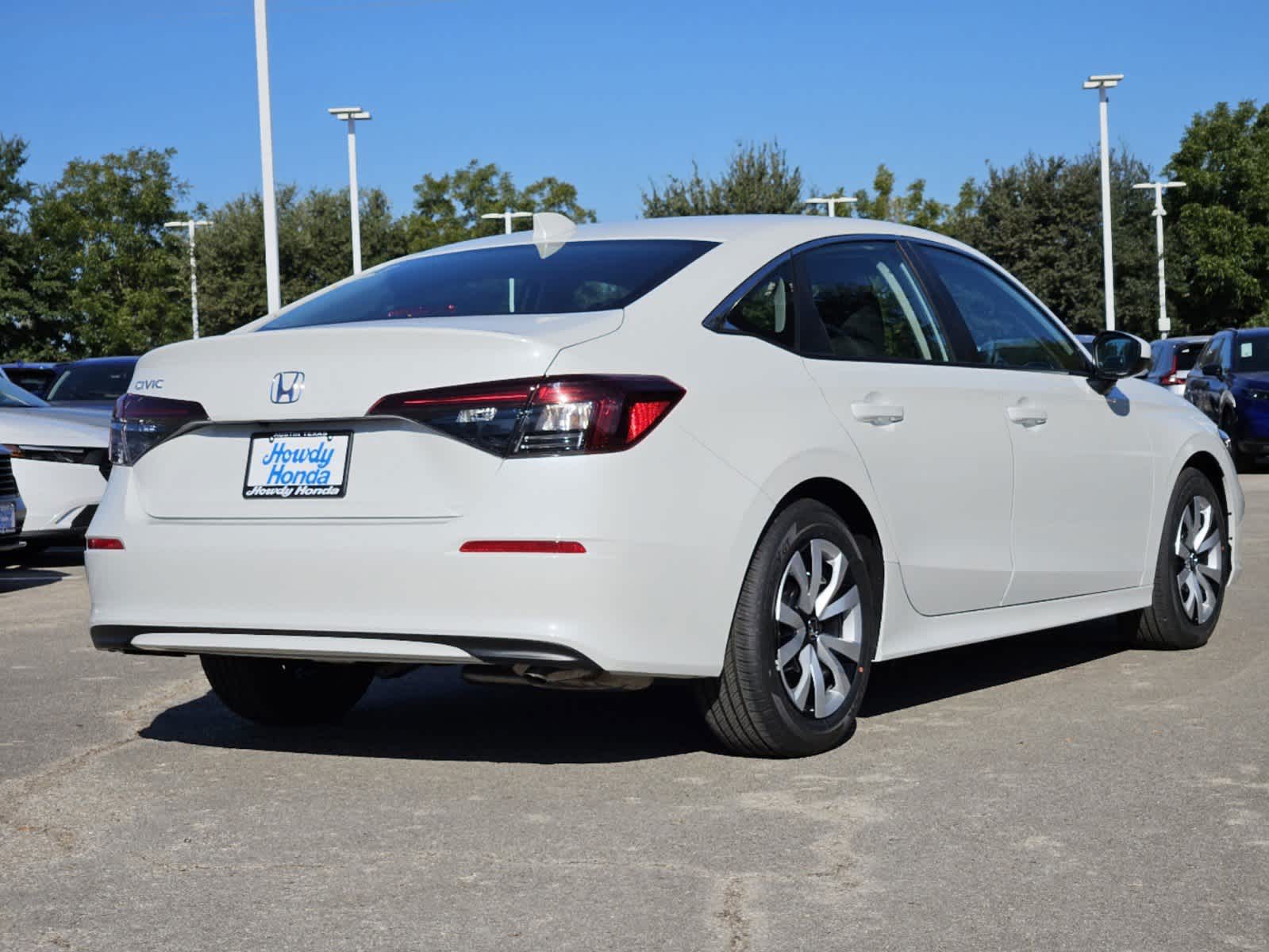 2026 Honda Civic LX Sedan, photo 5