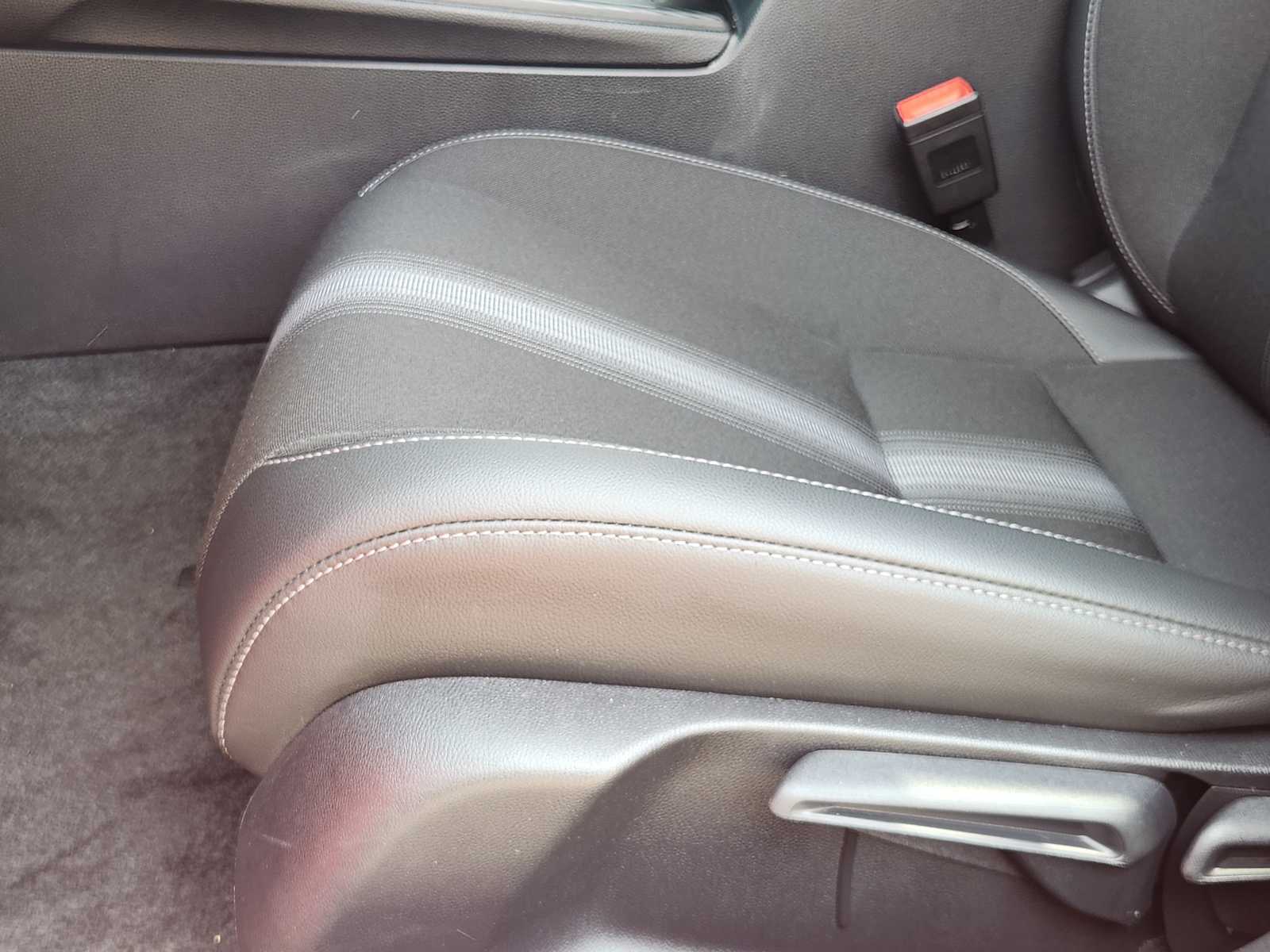 2026 Honda Civic Hatchback Sport - Photo 22