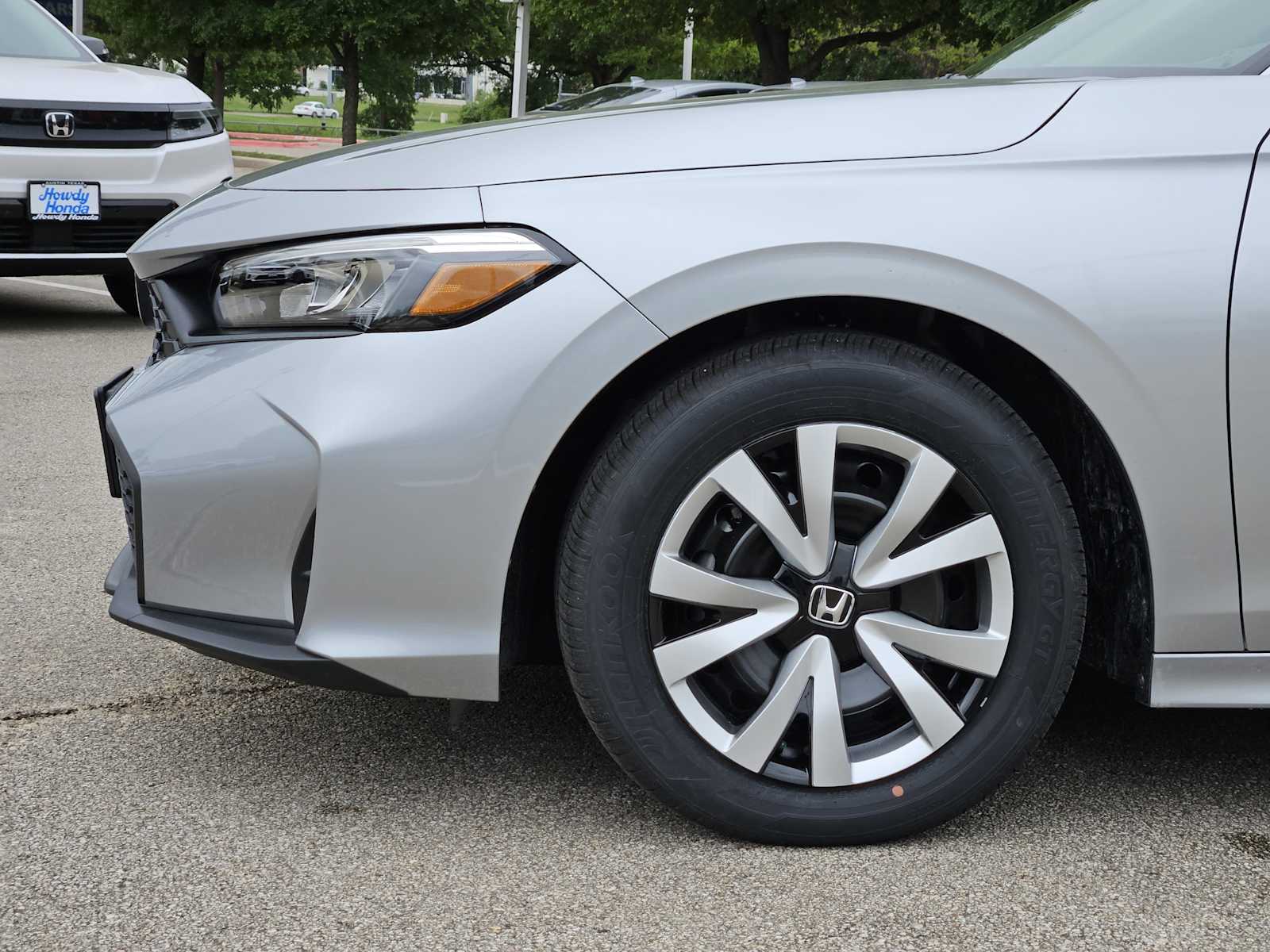 2026 Honda Civic LX Sedan, photo 8