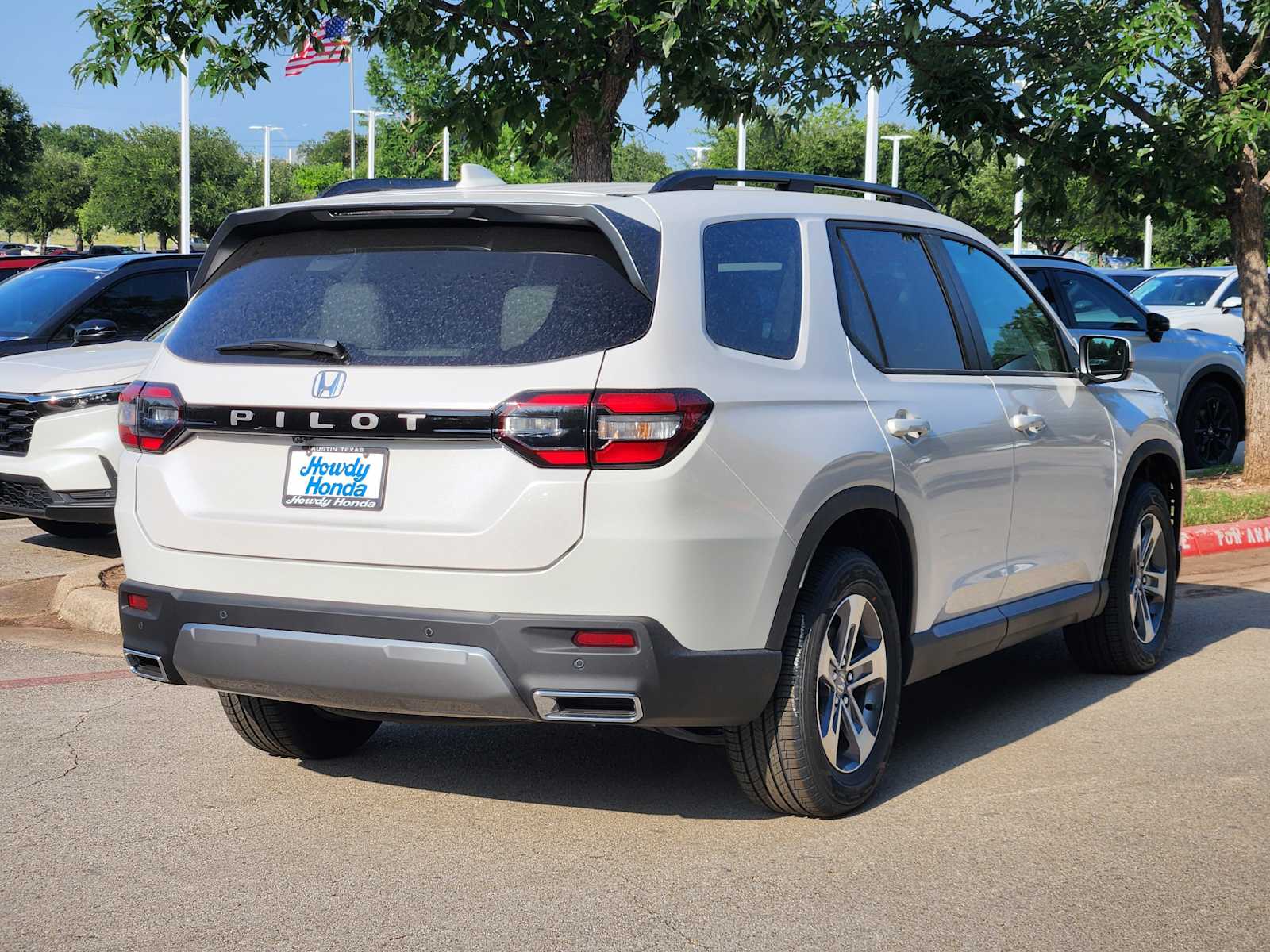 2026 Honda Pilot EX-L SUV, photo 5