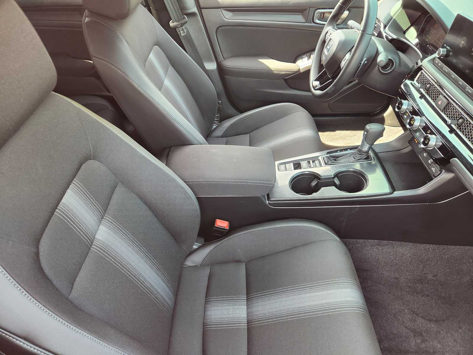 2026 Honda Civic Hatchback Sport - Photo 12