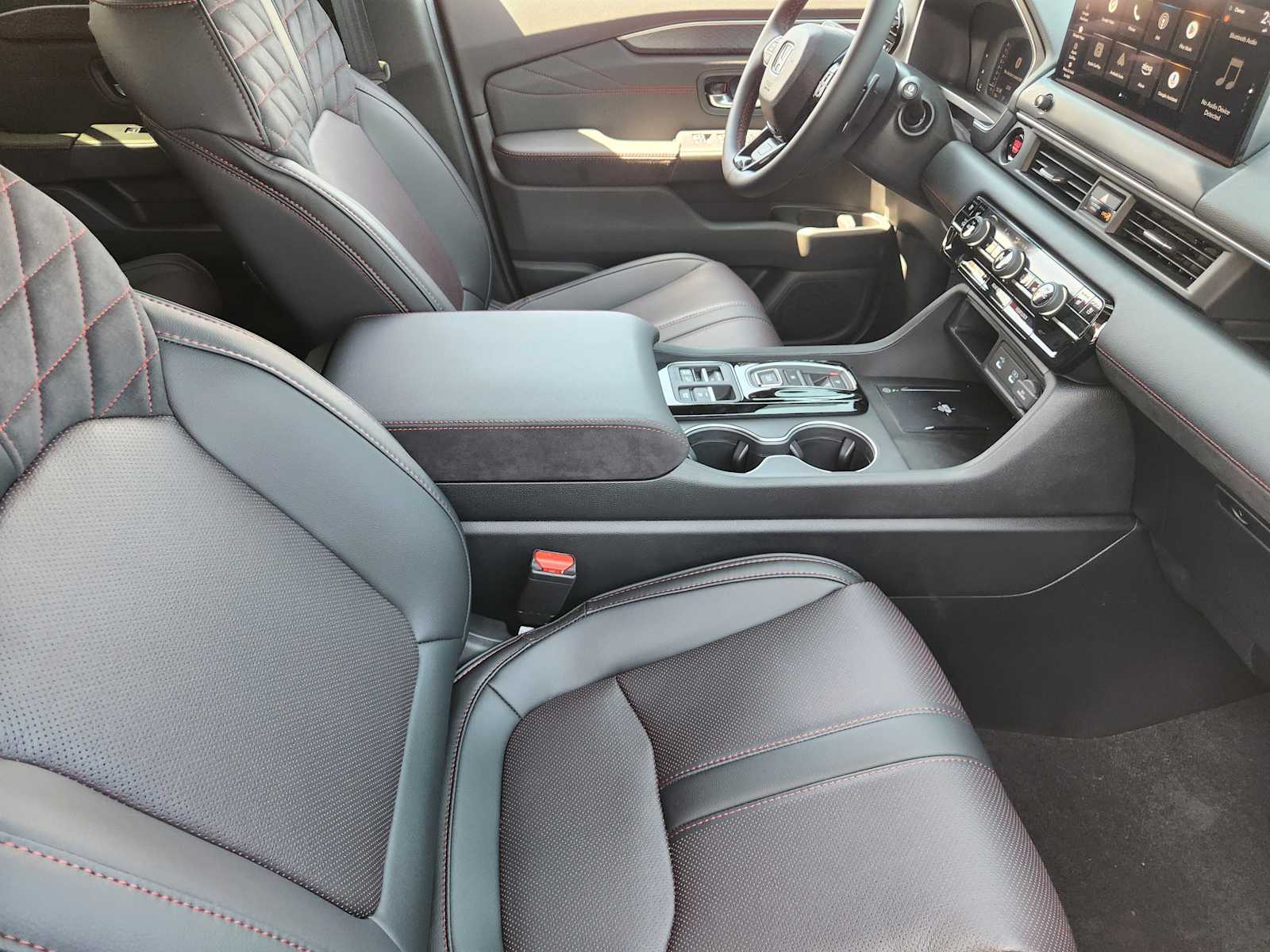 2026 Honda Pilot Black Edition SUV, photo 11