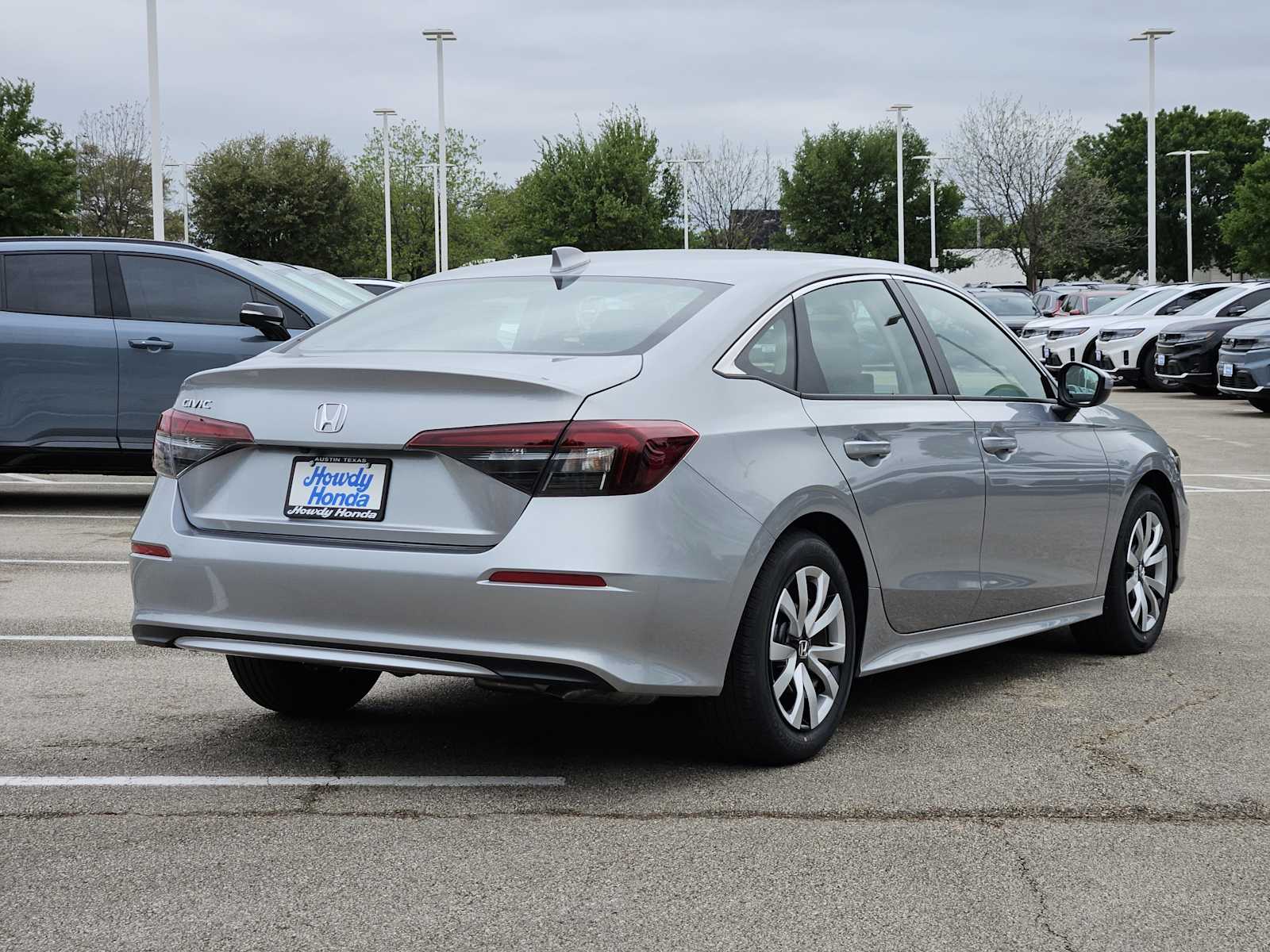2026 Honda Civic LX Sedan, photo 6