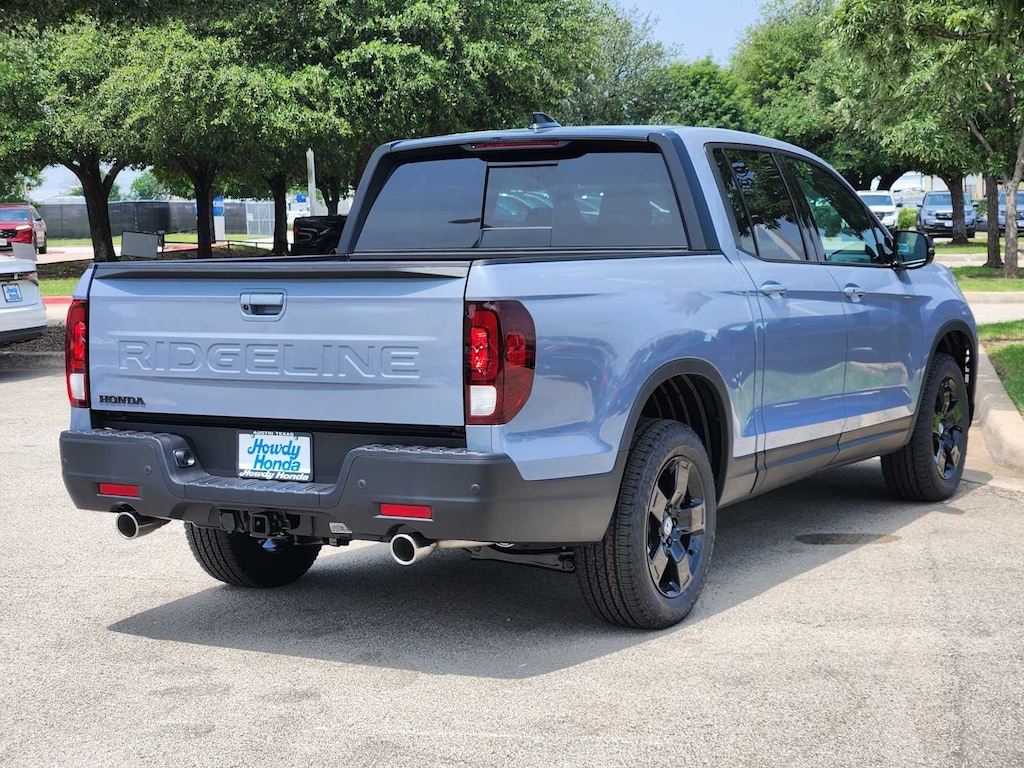 New 2026 Honda Ridgeline Black Edition Two-Tone Truck Crew Cab
