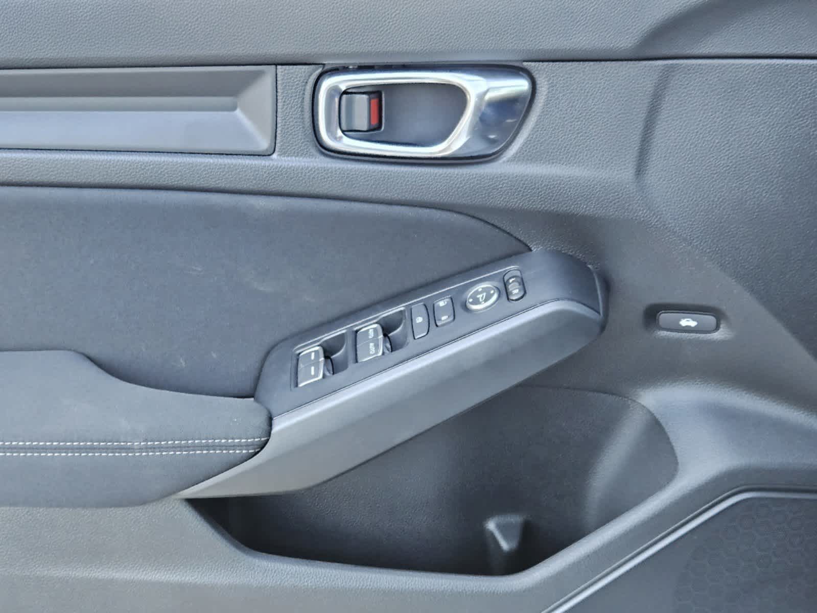 2026 Honda Civic LX Sedan, photo 17