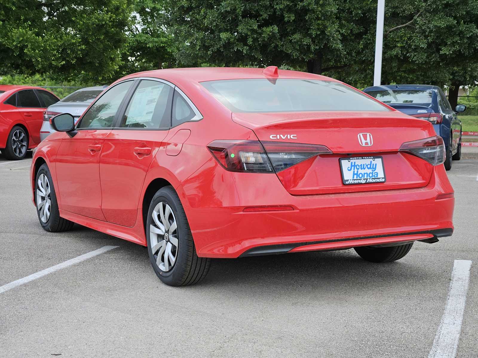 2026 Honda Civic LX Sedan, photo 4