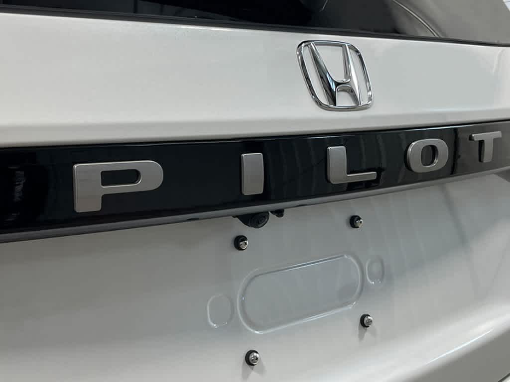 2026 Honda Pilot Elite SUV, photo 8