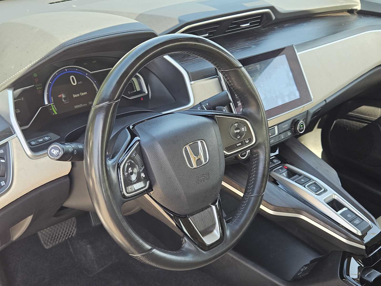 2018 Honda Clarity Touring - Photo 2